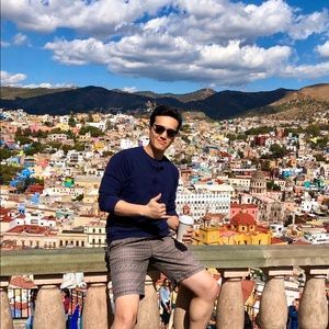 Meet your Posher, Eric